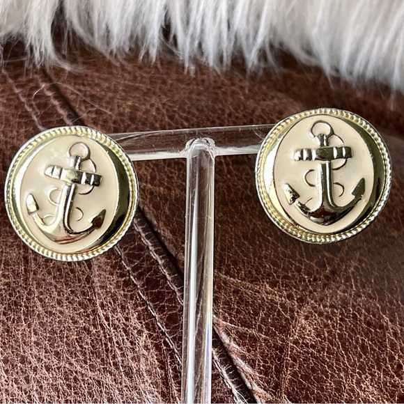 Vintage | Gold Cream Enamel Nautical Anchor Pierced Earrings - Picture 1 of 7